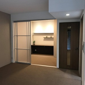 リノベーション施工事例11 実用的な DEN のあるお部屋