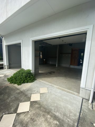 🌊海近くの秘密基地!! 3台駐車可能な憧れのガレージハウス🏠✨